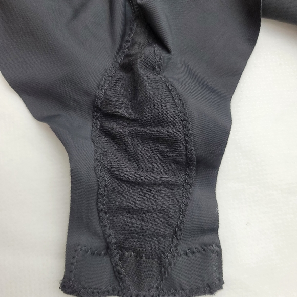 Maidenform Flexees Cool Comfort Shapewear Romper Firm Control - Picture 6 of 6